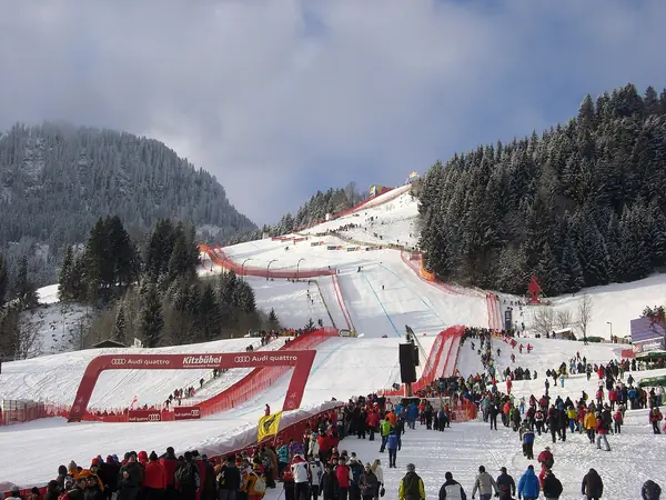 Aire d'arrivée de la Streif pendant le Hahnenkamm-Rennen, Kitzbühel, janvier 2011