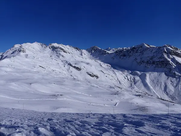 Le domaine skiable de La Rosière sous le Mont-Valaisan (décembre 2025)