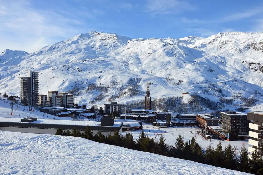 La Croisette, centre des Menuires, vue depuis Brelin, janvier 2022
