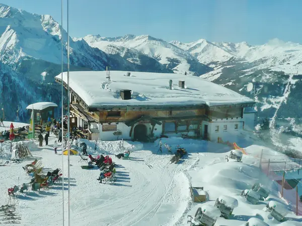 Restaurant panoramique sur le plateau de l'Ahorn, au-dessus de Mayrhofen