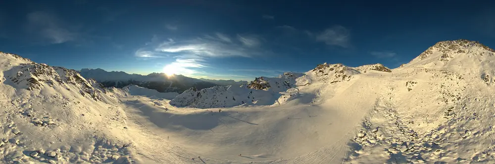 Panorama de la piste des Attelas à Verbier (déc. 2015)